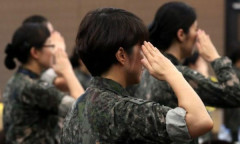 【韓国】女性徴兵制に国民の半数以上が賛成か！？　韓国の反応。