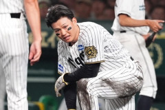 読売ジャイアンツ、森下を破壊
