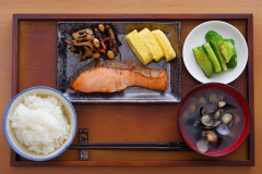 有識者「日本食には野菜がない。本当にセンスない」　→2.6万イイネ