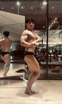 【画像】コロチキ西野さん、いよいよ笑えない体型になってしまうwwwwwwwwwwwwwww