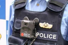 【大改革】警察官の「ボディカメラ」全国導入へ！2027年度から本格運用、職務の透明化に期待