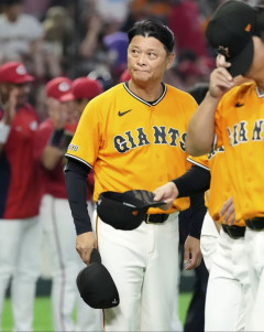 巨人・橋上秀樹監督代行を日本ハム、オリックスら複数球団が「ロックオン」…巨人は「ヘッドコーチポスト」で流出阻止か