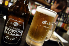 姪「いらっしゃいませー！」俺「ここカフェなの？」→息子とおしゃれなカフェごっこをしていた姪に招待され、客として席につくことになり…