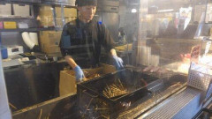 【悲報】香川「うどん！」愛媛「みかん！」高知「」徳島「」