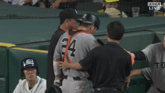 巨人・大城、イニング途中で突然の交代