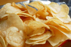 ポテトチップスでわざわざ「うすしお」買う奴ｗｗｗ