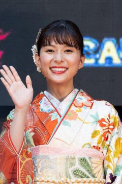 【衝撃】芳根京子さん、中学2年時に年間10万人に1～2人の難病を発症・・・・・・・・・