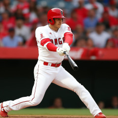 大谷翔平、スイングに異変 グラつく下半身…失われた安定感 体の不調、打撃にも何らかの影響か 投手復帰は白紙…打撃低調も続く