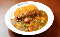 【悲報】ココイチ、深夜料金7％を上乗せへｗｗｗｗｗ　9月1日から午後10時以降