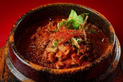 【悲報】ワイさん、激辛系ラーメンで油そば作ったら激痛で脂肪ｗｗｗｗｗｗｗｗｗｗ