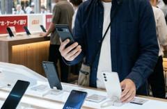 ワイ「スマホのカラーはどれにしよう！！」数日後