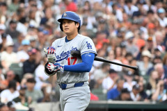 どうした大谷翔平　今季３度目の１０戦ノーアーチで８月終了　投手復帰は白紙　打撃には影響ないはずが…直近８試合で５度目の無安打