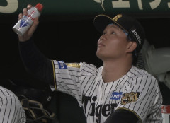 森下翔太、試合中にキンチョール噴いててワロタwwwwwwwww