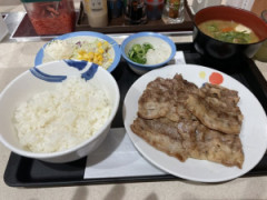 松屋の焼肉定食をこの時間に食う時の楽しさww