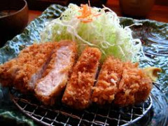 おまえらがトンカツは塩とかいうから昨日塩で食ってみたけどさ
