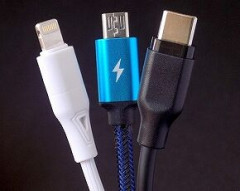 USB TYPE Cとかいうゴミ規格作ったやつ誰だよ