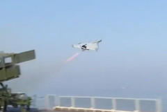 韓国国防科学研究所が開発中の自爆ドローン、離陸後数秒で海に…実情を見せた2機墜落！