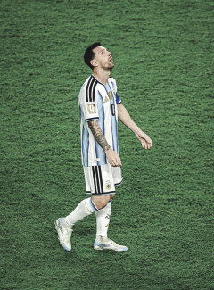 【速報】メッシがアルゼンチン代表引退を表明「魂の奥まで痛い決断」　