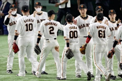巨人のユニフォーム背ネームなし問題について
