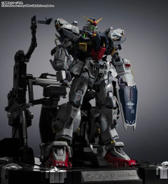 【解体匠機 ガンダムMk-Ⅱ】バンダイ「3DCG画像は仮当てで使ってたのが残ってただけでデザインはオリジナルやで」