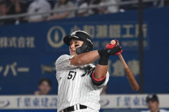 パリーグ8月月間MVP打者部門、お前らどっちに入れる？
