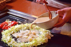 【悲報】もんじゃ焼きの作り方を知らない日本人が急増中あなたは大丈夫？