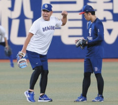 【悲報】中日・井上監督、ガチで限界「夕飯も食べれないし寝れない」