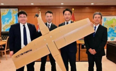 韓国人「日本がレーダーに捕捉されず最高時速120kmで1時間半飛行できるドローンを開発し驚きの声！」→「しかも低コスト‥（ﾌﾞﾙﾌﾞﾙ」