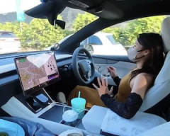 【動画】テスラって車と会話できるのかすげえｗｗｗｗｗ