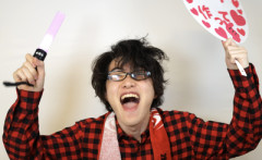 【悲報】非モテヲタクさん、余儀なく入浴を強要されてしまう