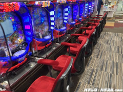 大海SP座って500円で当たった時に駆け寄ってきて「これ私が打っても全然当たらなかったのに」とわざと聞こえる言ってきたババアがうざすぎた…