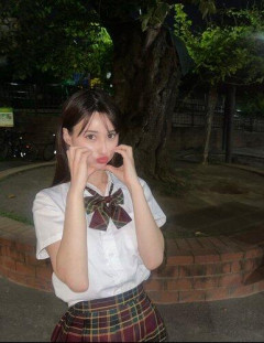 【動画あり】ダレガノレ明美(33)のJKコス