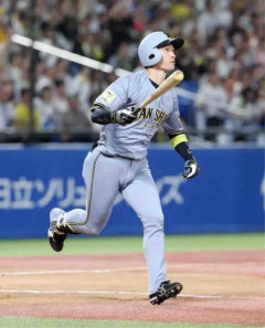 【阪神】近本光司トドメ４号３ラン「勝利に貢献できるようやっているだけ」虎党熱狂にもクール