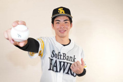【文春】ソフトバンク・ドラフト1位、村上泰斗投手が暴行・中絶トラブル《包丁で「●すぞ」、2人の元カノが連続告発》