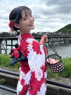 【画像】大人気声優・上坂すみれさん、浴衣でたわわなお胸を披露してしまう・・・