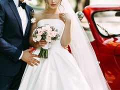 美人同僚の結婚式。スピーチは彼女の親友。しかし親友による告白は壮絶かつ驚愕だった　→　そして10年後、伝説に…….