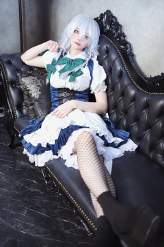 写真　ホス狂いで推しを刺した女の子の当時の写真と現在の写真ｗｗｗ