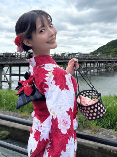 【画像】人気声優・上坂すみれさん、浴衣で強調するｗｗｗｗ