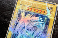 【遊戯王】ボロボロのブルーアイズ即売れｗｗｗｗｗｗ　こういうのも需要あるんだな