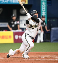 【悲報】森友哉さんは西武時代がピークだった?4年18億円契約を終え来季は大幅ダウン必至・・・・・・・・・