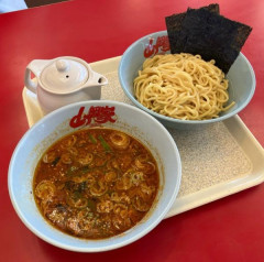 山岡家だと辛味噌つけ麺が好き