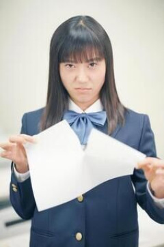 【闇深】17歳女子高生、実の父親に『恐ろしい事』をしてしまう・・・・・・