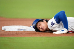 【悲報】大谷翔平さん、11戦連続打点なしで自己ワースト更新し満身創痍で8回に代打を送られる・・・・・・・・・