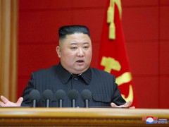 【画像】日本人「北朝鮮の大人気ロックバンド、あまりにイメージ通りすぎて思わず保存した」パシャッ　→　想像の200倍以上「北朝鮮」してたｗｗｗｗ