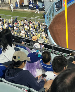 【ウマ娘】マックイーン…アメリカにまで野球を観に行ってしまって…