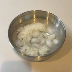 【悲報】日本の「水かけご飯」、ついに世界にバレてしまうｗｗｗｗｗ