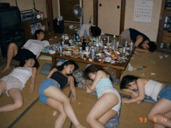 【写真】平成の宅飲みがこちらｗｗｗｗｗｗｗｗｗｗｗｗｗｗｗｗｗｗ