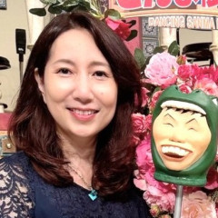 【画像】声優の佐久間レイさん(61)、異次元の美熟女