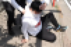 【学歴系】wakatte tvが早稲田大生の卒業証書に尻もち　過去動画が掘り起こされ炎上⋯早大教授「人としてどうかしている」と激怒