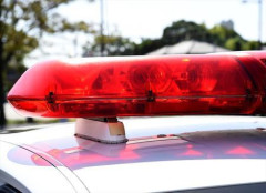 【悲報】トラック運転手(40)「給料20万のはずが200万振り込まれた。退職して逃げたろ」→逮捕wwwwww